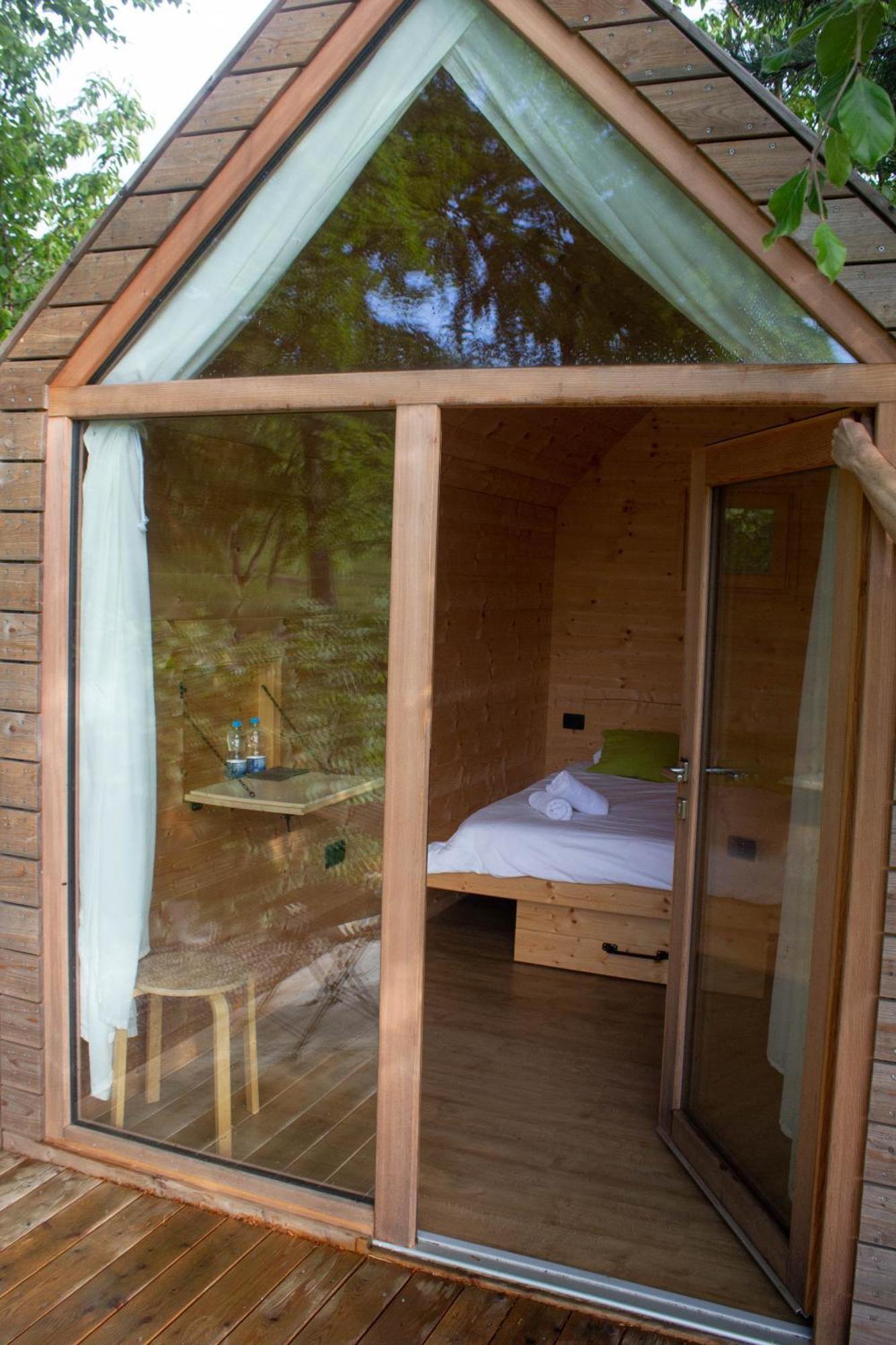 Hiska-Glamping Hotel Ajdovscina Ngoại thất bức ảnh