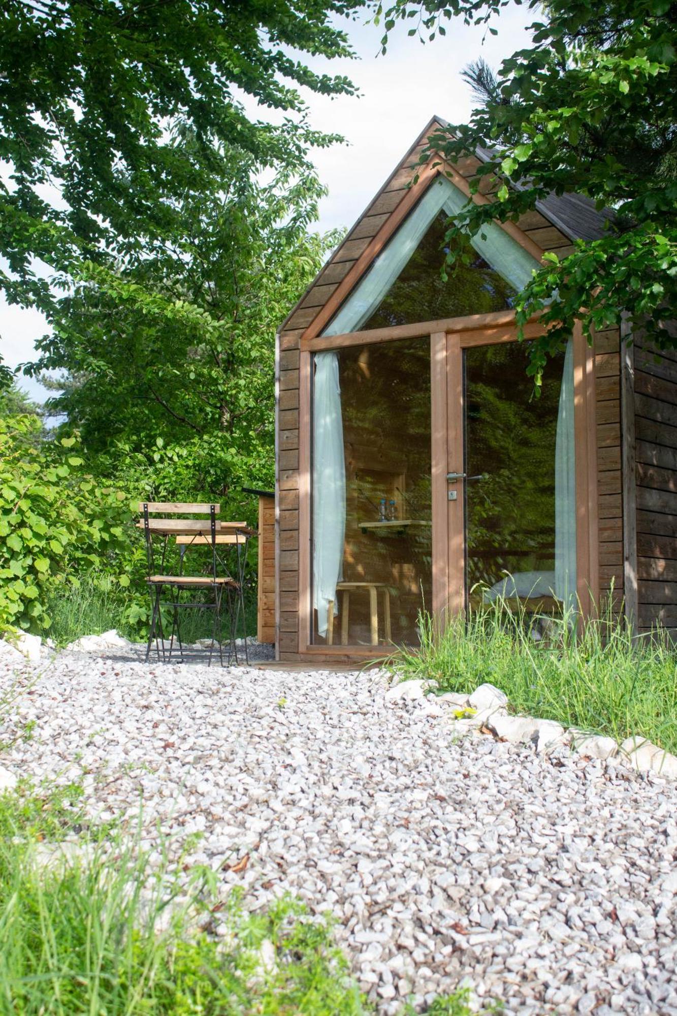 Hiska-Glamping Hotel Ajdovscina Ngoại thất bức ảnh
